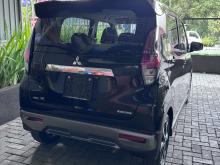 https://riyasewana.com/uploads/mitsubishi-ek-x-1511303417383.jpg