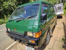 Mitsubishi F15 1997 Van