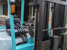 https://riyasewana.com/uploads/mitsubishi-fd25-forklift-219223817506.jpg