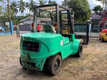 https://riyasewana.com/uploads/mitsubishi-fork-lift-182048244113.jpg
