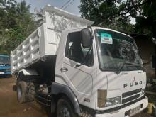 Mitsubishi Fuso 2002 Lorry