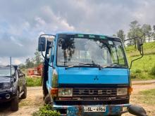 Mitsubishi Fuso 2002 Lorry