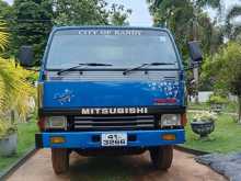 Mitsubishi Fuso 1980 Lorry