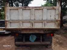 https://riyasewana.com/uploads/mitsubishi-fuso-1996-169533812084.jpg