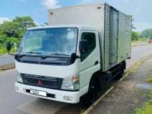 Mitsubishi Fuso Canter 2010 Lorry