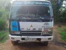 Mitsubishi Fuso 2002 Lorry