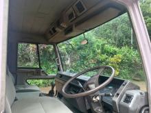 https://riyasewana.com/uploads/mitsubishi-fuso-208543817345.jpg