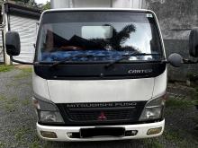 Mitsubishi Fuso 2012 Lorry