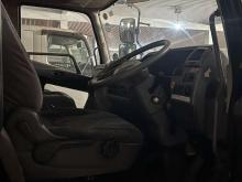https://riyasewana.com/uploads/mitsubishi-fuzo-fk62-11352526826.jpg