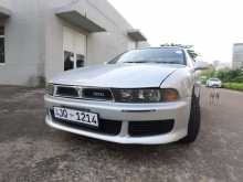 Mitsubishi GALANT CARISMA 2000 Car