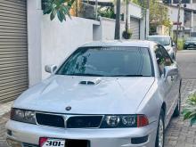 Mitsubishi Galant 2000 Car