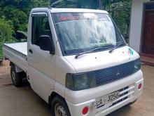 Mitsubishi GD-U61T 2001 Lorry