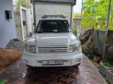 Mitsubishi Pajero IO GDI 2001 SUV