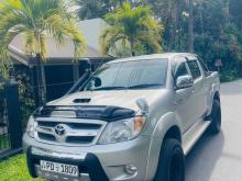 Mitsubishi Hilux Vigo 3.0 2012 Pickup