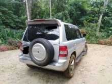 Mitsubishi I O Jeep 2001 SUV