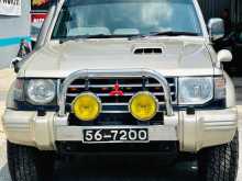 Mitsubishi Pajero Intercooler 4M40 V46 1995 SUV