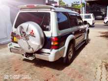 https://riyasewana.com/uploads/mitsubishi-intercooler-pajero-1992-57412412454.jpg