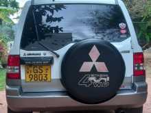 https://riyasewana.com/uploads/mitsubishi-io-2002-2314422212964.jpg