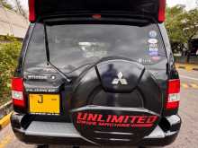https://riyasewana.com/uploads/mitsubishi-io-pajero-2143539402.jpg