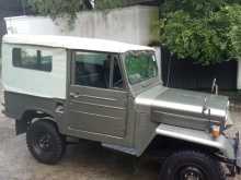 Mitsubishi J24 1982 SUV