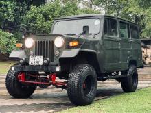Mitsubishi J30 4DR5 4WD 1982 SUV