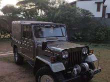 Mitsubishi J44 1980 SUV