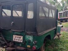 Mitsubishi J44 1980 SUV