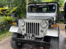 Mitsubishi J44 1981 SUV