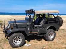 Mitsubishi Jeep J24 1980 SUV