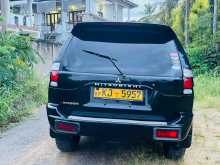 https://riyasewana.com/uploads/mitsubishi-k94wgnhpfr6-jeep-146361883.jpg