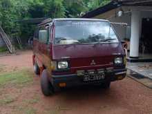 Mitsubishi L300 1985 Van