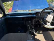 https://riyasewana.com/uploads/mitsubishi-l-200-1989-2922192112824.jpg
