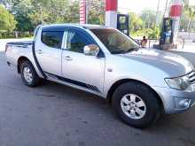 Mitsubishi L 200 2011 Pickup