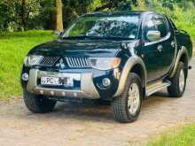 Mitsubishi L 200 2011 Crew Cab
