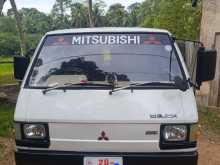 Mitsubishi L300 1985 Van