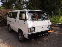 Mitsubishi L300 1981 Van