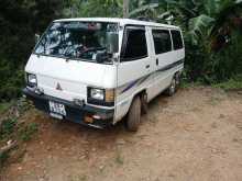 Mitsubishi L300 1983 Van