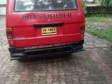 https://riyasewana.com/uploads/mitsubishi-l-300-122002034173.jpg