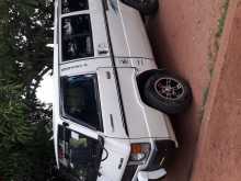 Mitsubishi L300 1980 Van