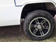 https://riyasewana.com/uploads/mitsubishi-l-300-1565456639497.jpg