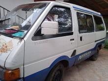Mitsubishi L300 1992 Van