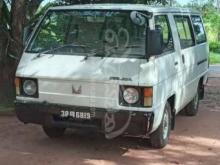 Mitsubishi L300 1981 Van