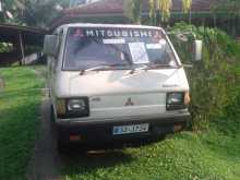 Mitsubishi L300 Delica 1980 Van