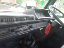 https://riyasewana.com/uploads/mitsubishi-l-300-1980-2515033012434.jpg
