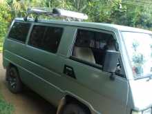 Mitsubishi L300 1981 Van