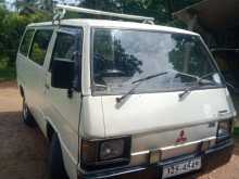 Mitsubishi L300 1983 Van
