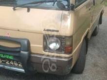 Mitsubishi L300 1987 Van