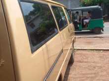 https://riyasewana.com/uploads/mitsubishi-l-300-1987-1518213212162.jpg
