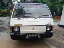 Mitsubishi L300 1991 Van
