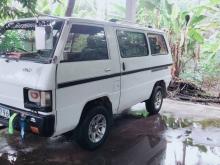 Mitsubishi L300 1983 Van